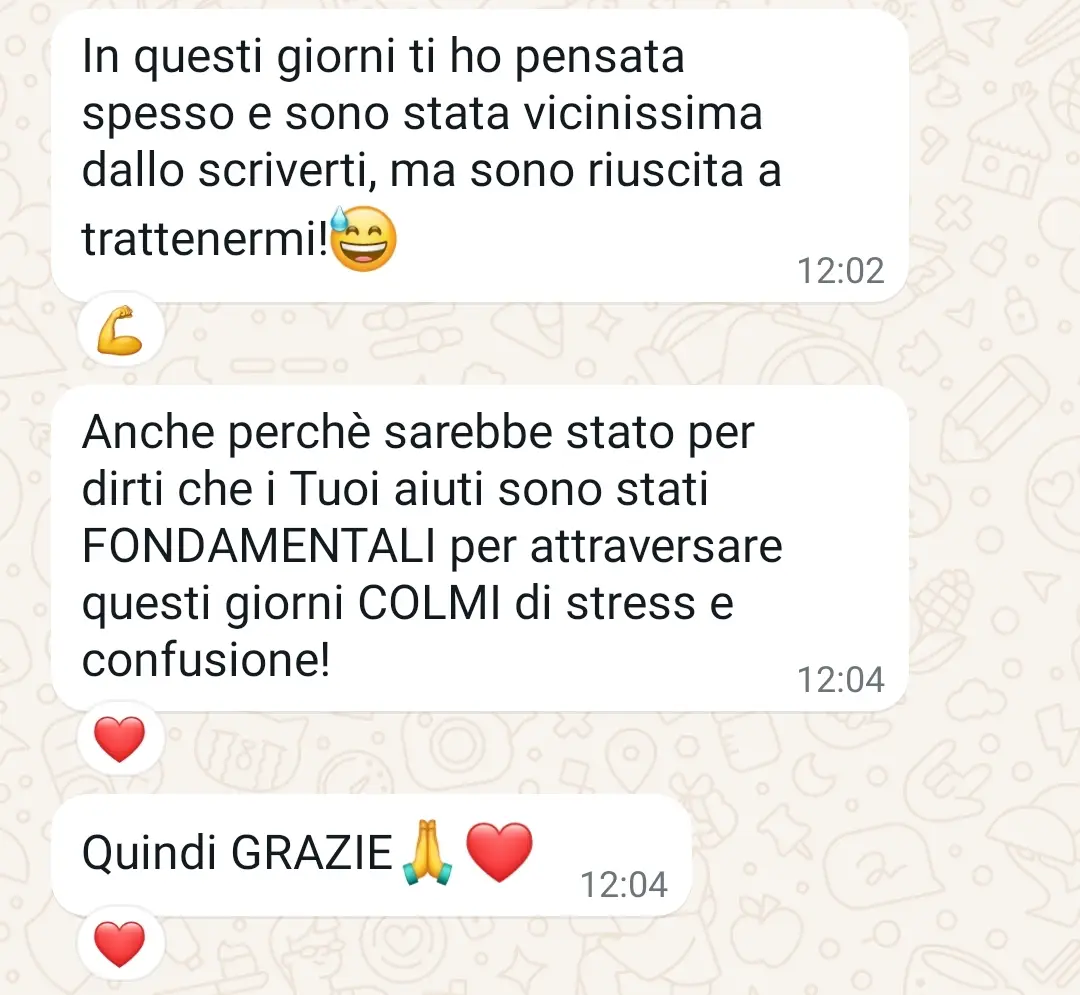 Testimonianza di una cliente che ringrazia la psicologa per il supporto fondamentale ricevuto durante un periodo di forte stress e confusione emotiva.