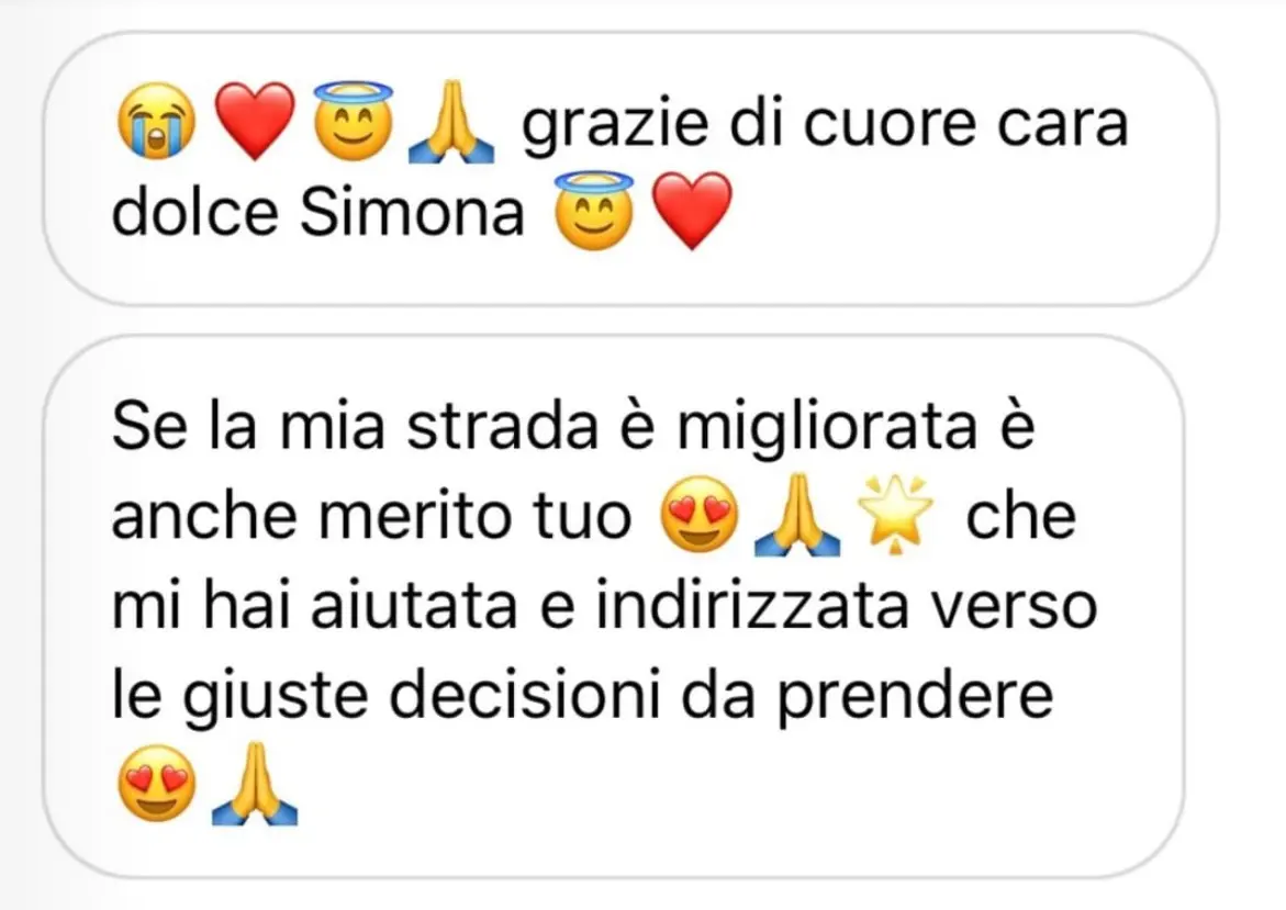Testimonianza di una cliente che ringrazia la dottoressa Simona Prosperi per averla aiutata a ritrovare chiarezza, serenità e a prendere le decisioni giuste nel suo percorso di crescita personale.