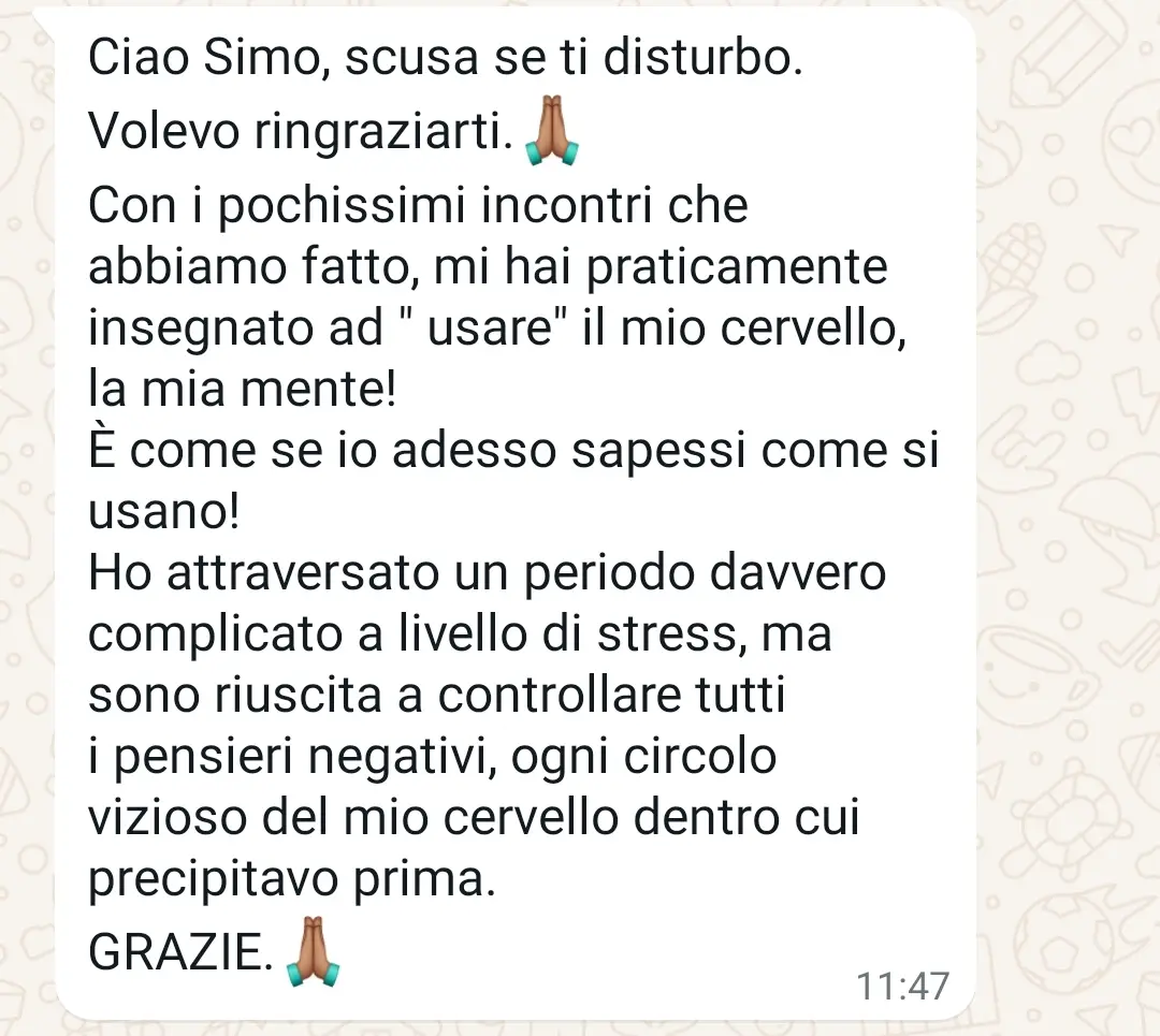 Testimonianza di una donna che impara a gestire stress e pensieri negativi grazie al metodo Prosperi, ritrovando equilibrio mentale e serenità.